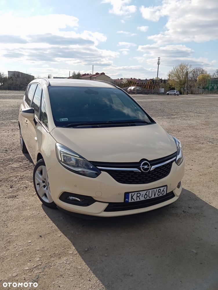 Opel Zafira 2.0 CDTI Cosmo - 2