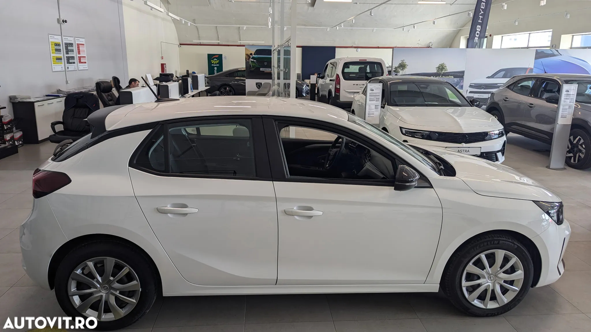 Opel Corsa 1.2 Turbo Start/Stop Edition - 4