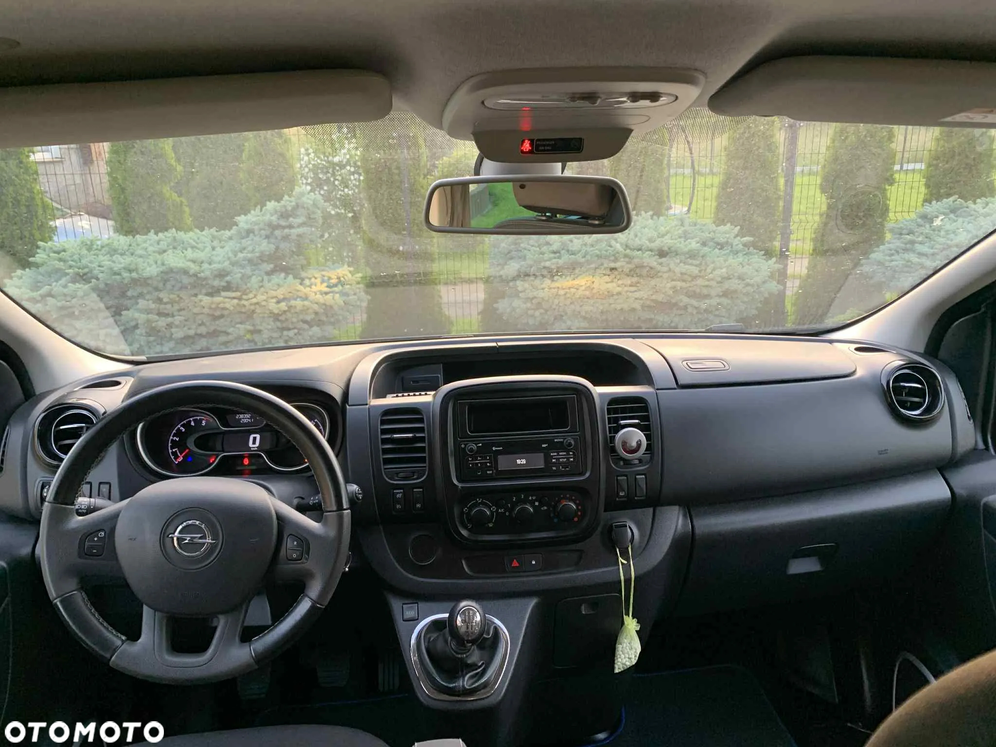 Opel Vivaro - 33