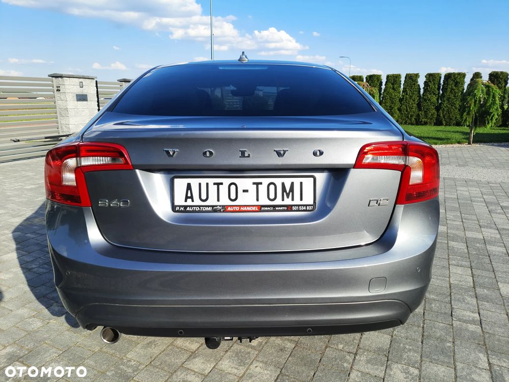 Volvo S60 D2 Summum - 10