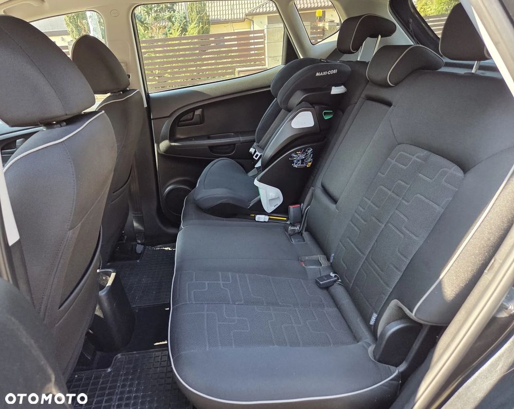 Kia Venga 1.4 Business Line - 7