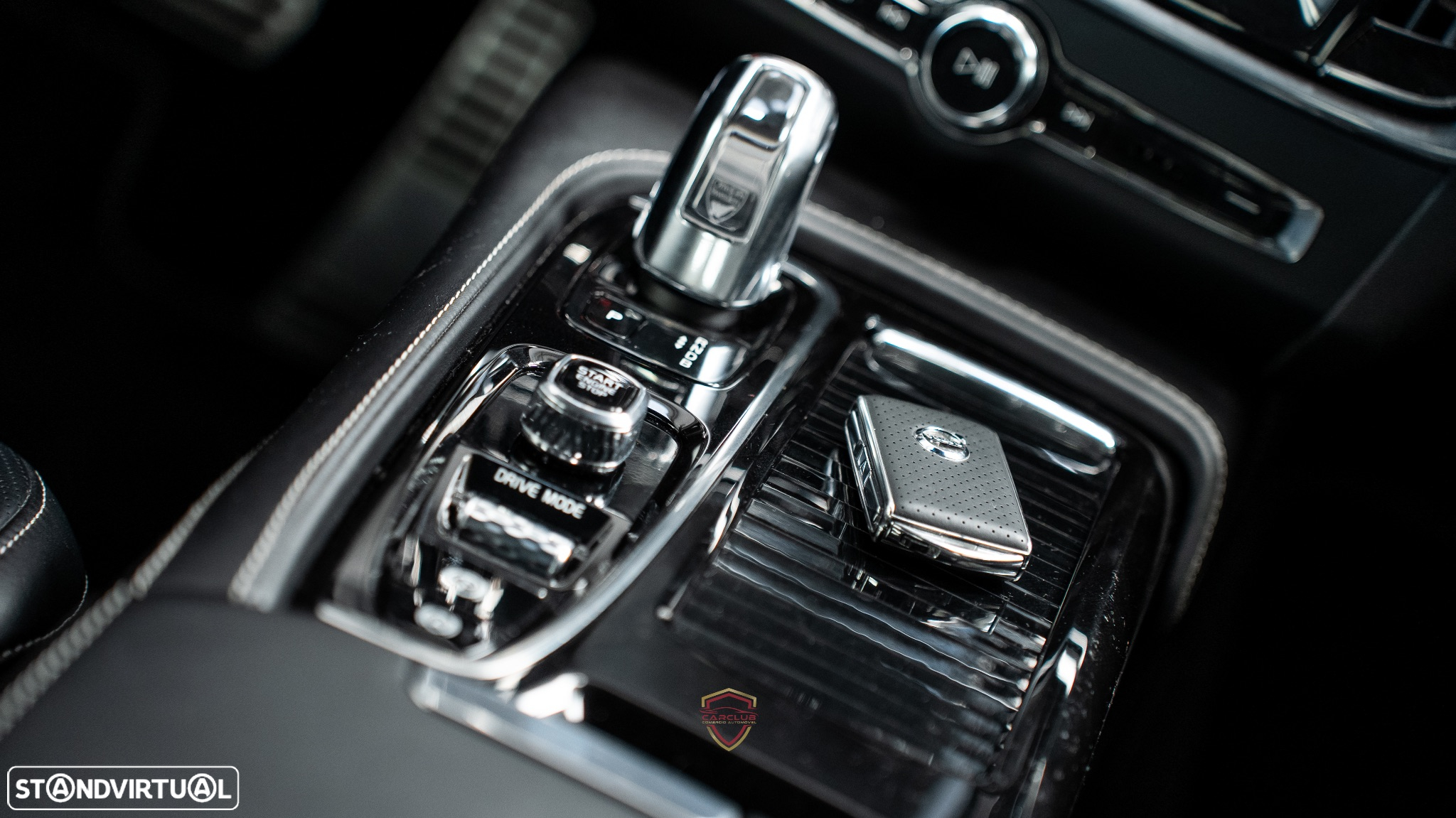 Volvo S90 2.0 T8 R-Design AWD Geartronic - 30