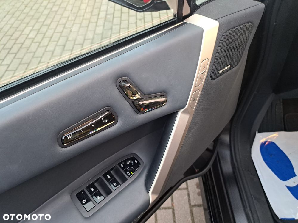BMW iX xDrive40 76.6kWh Signature - 8