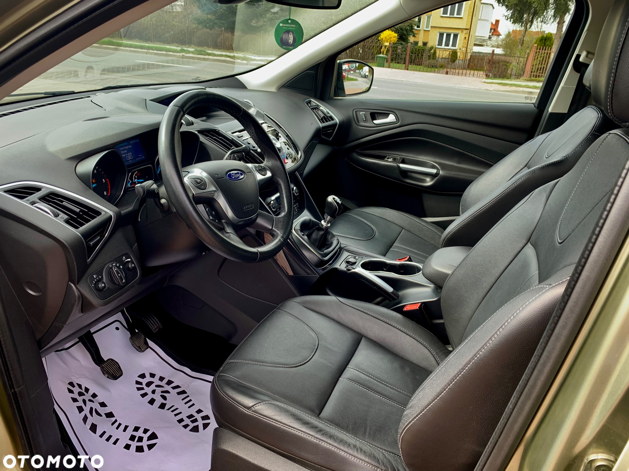Ford Kuga 2.0 TDCi Titanium - 14