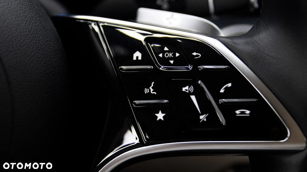 Mercedes-Benz Klasa E 300 de 4-Matic Avantgarde - 23