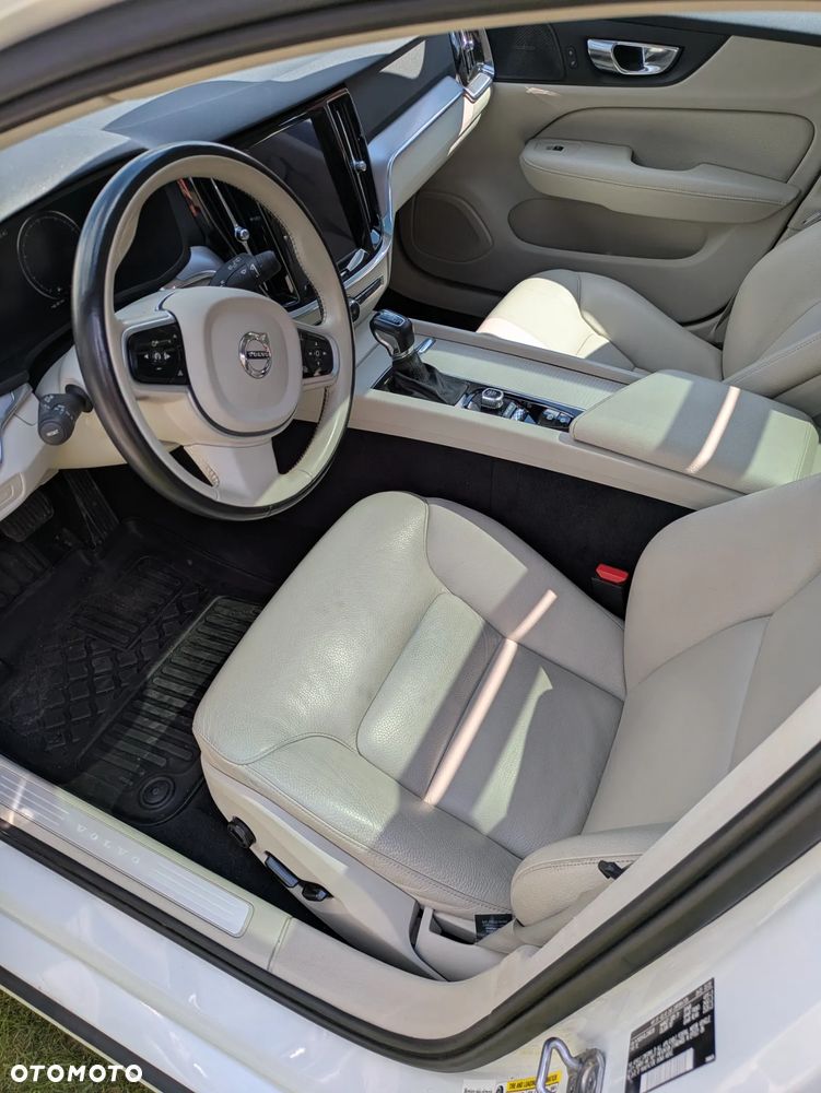 Volvo V60 T5 Geartronic Momentum Pro - 13