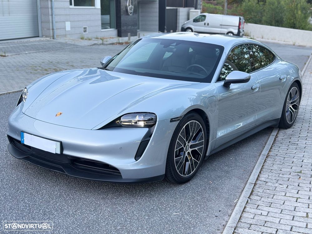 Porsche Taycan Standard - 11