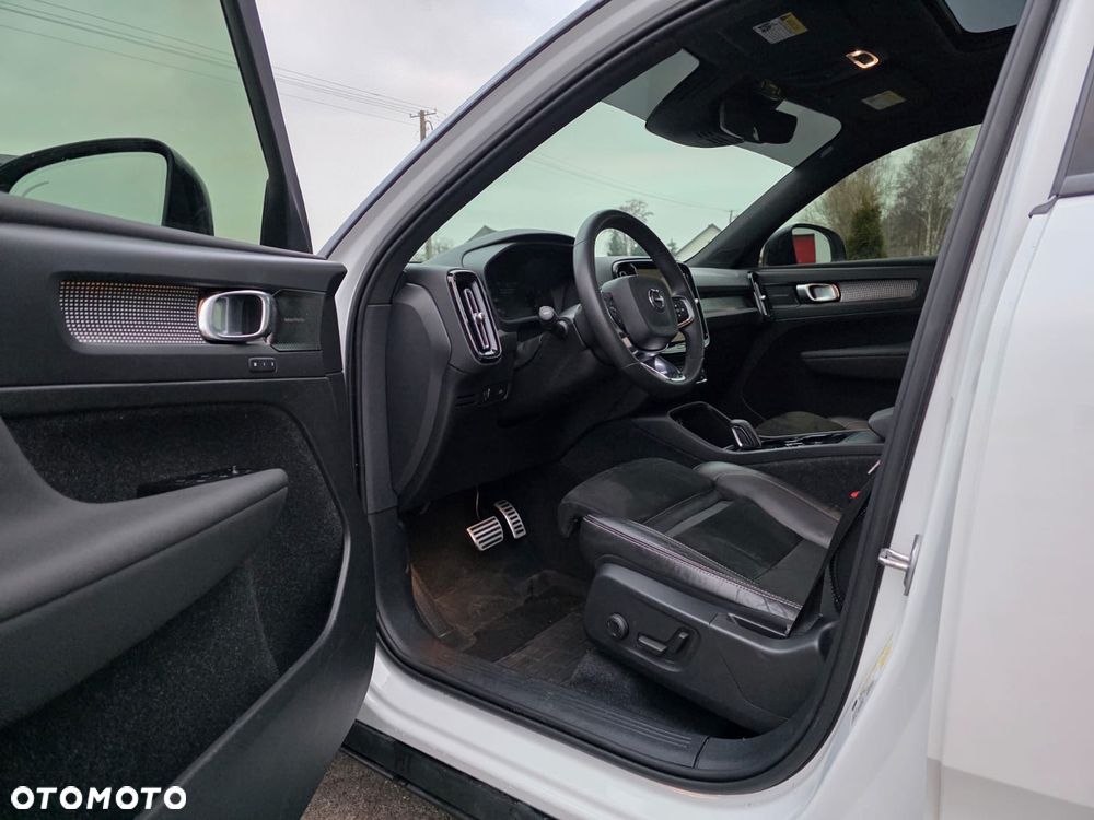 Volvo XC 40 T5 AWD R-Design - 17