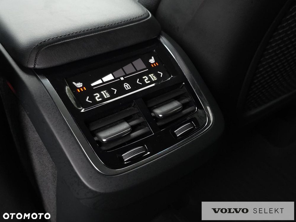 Volvo XC 60 - 22