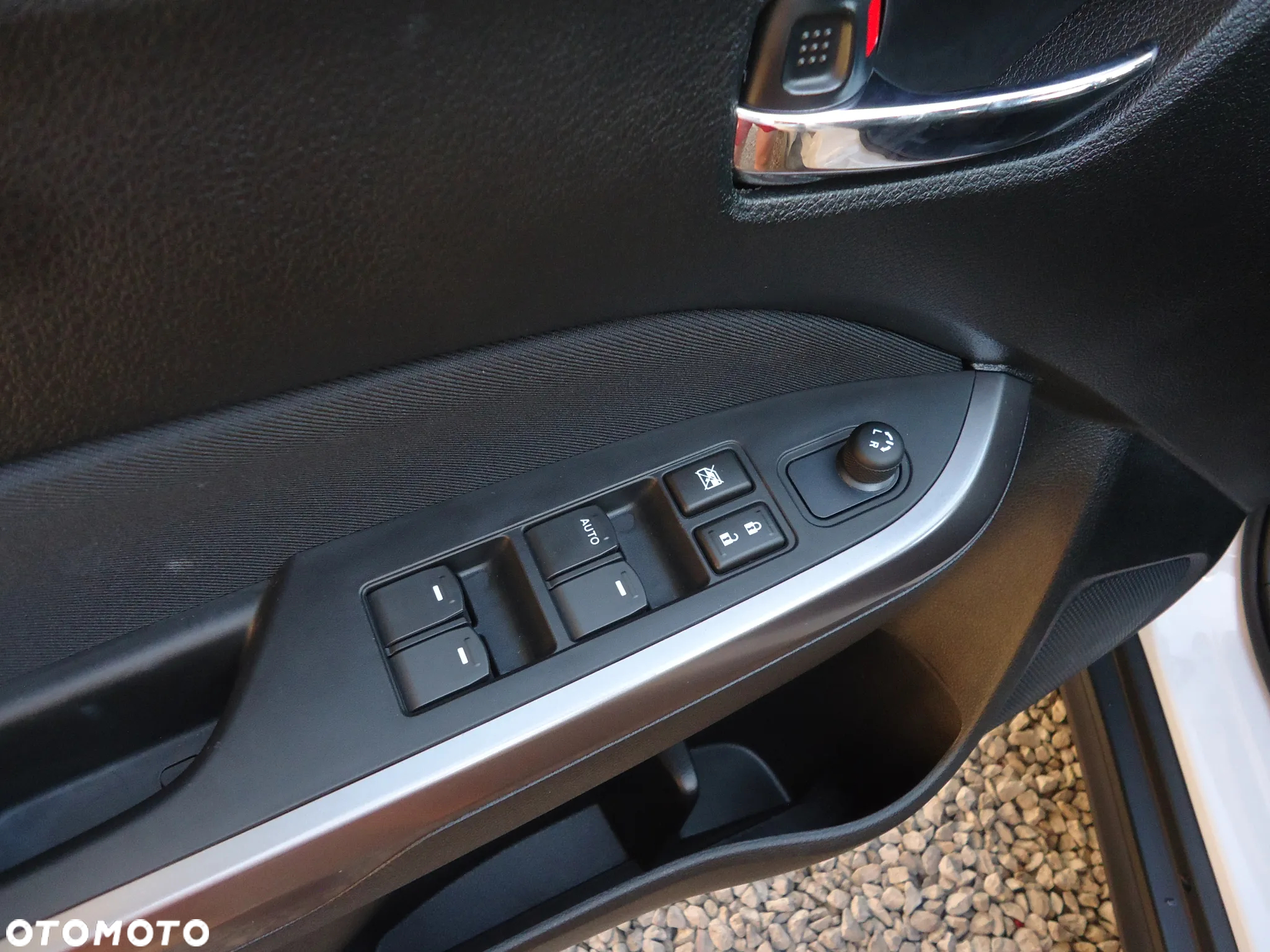 Suzuki Vitara 1.4 Boosterjet mHEV Premium Plus 2WD - 12