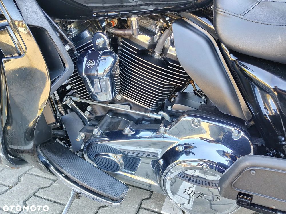 Harley-Davidson Touring Ultra Limited - 22