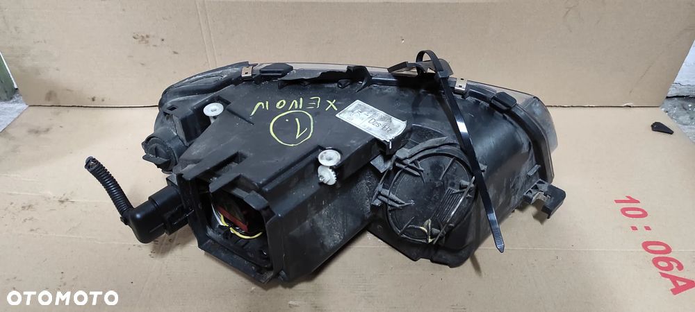 LAMPA LEWA PRZEDNIA AUDI A3 8P ,,1'' XENON  USZKODZONY 1 UCHWYT WYSYŁKA !!! - 4