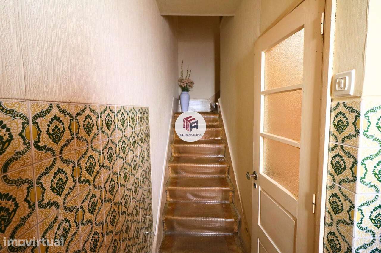 Prédio p/ Reabilitação - Matosinhos - Grande imagem: 2/27
