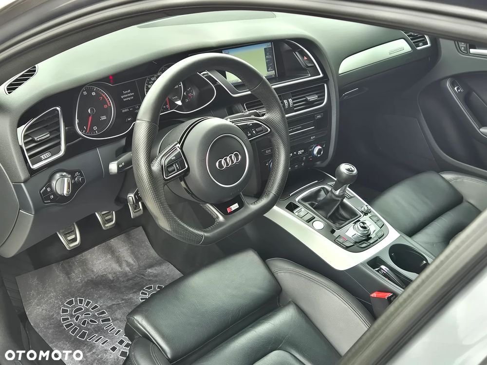 Audi A4 Limousine - 7