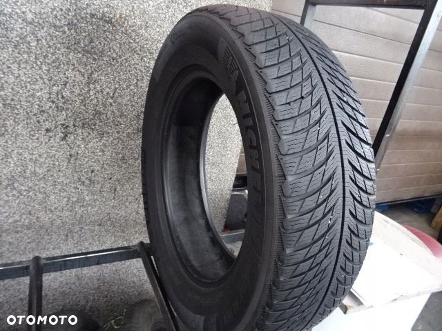 215/65/R17 99H Michelin Pilot Alpin 5 - 2