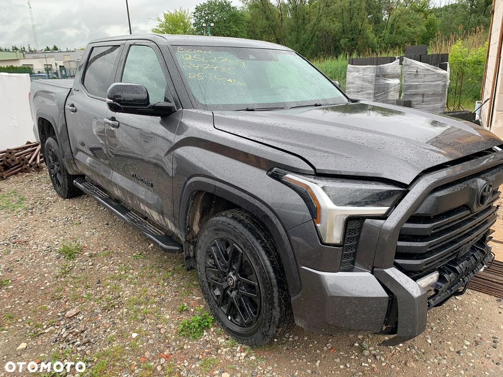 Toyota Tundra - 3