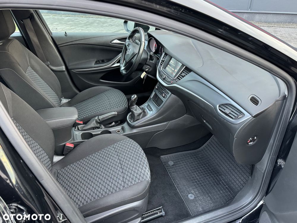 Opel Astra 1.6 CDTI Essentia - 7