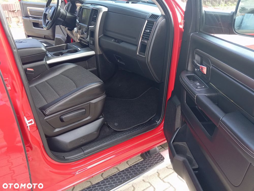 Dodge RAM 1500 5.7 4x4 - 11