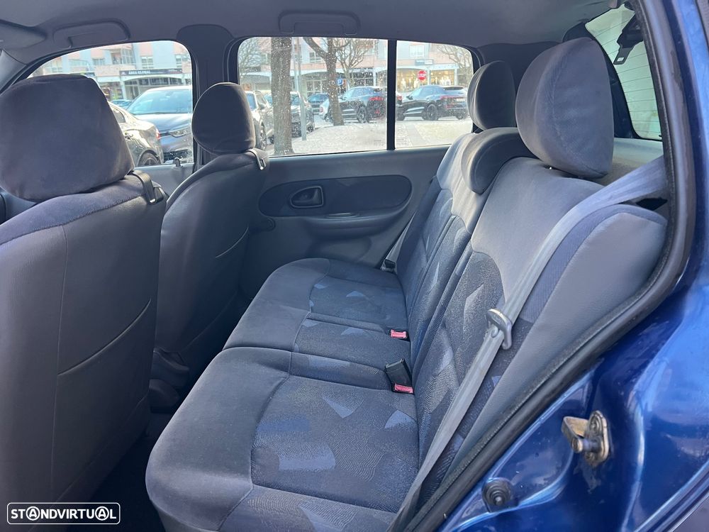 Renault Clio 1.2 RN - 10