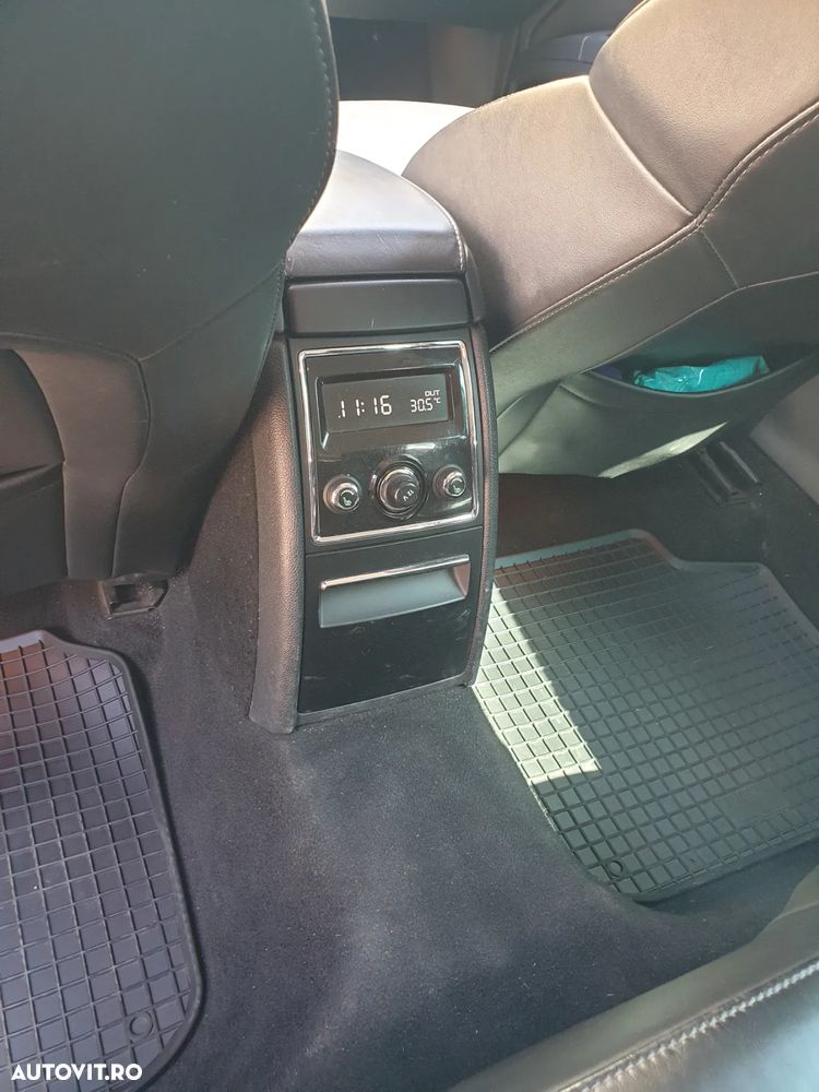 Skoda Superb 2.0 TDI Exclusive - 10