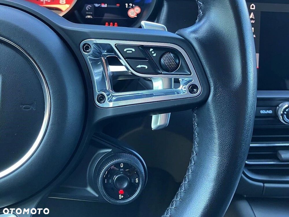 Porsche Macan GTS - 23