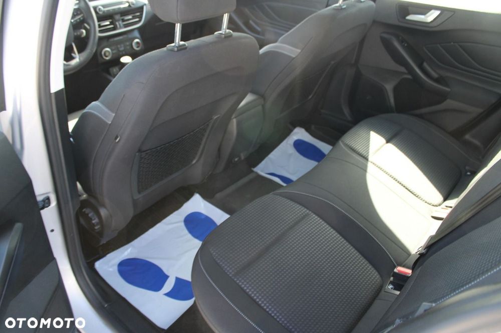 Ford Focus - 15
