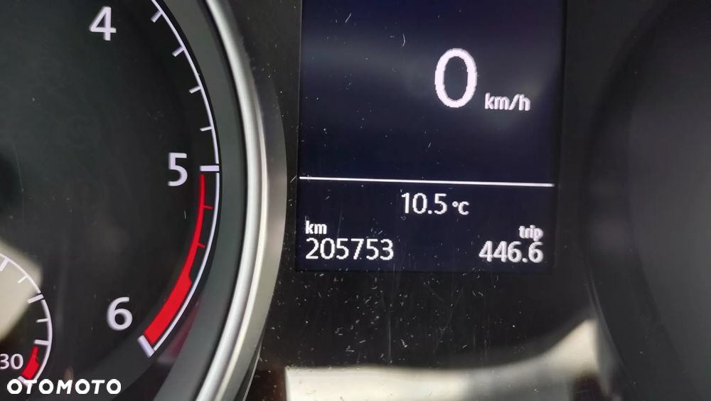 Volkswagen Golf 1.6 TDI BMT Highline DSG - 11