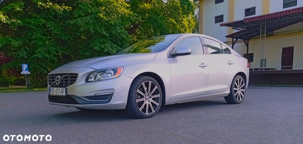 Volvo S60 2.5 T5 AWD - 2