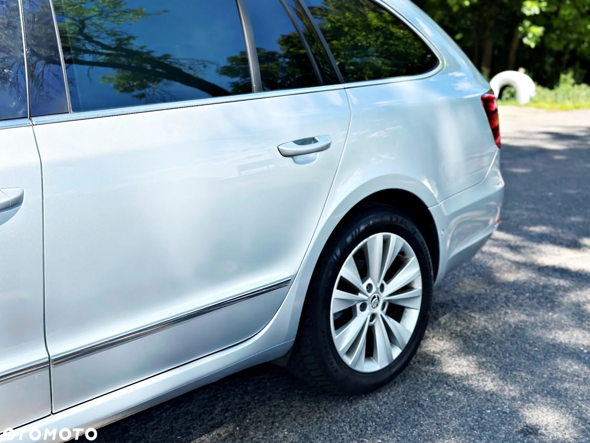 Skoda Superb 1.6 TDI Business DSG - 15