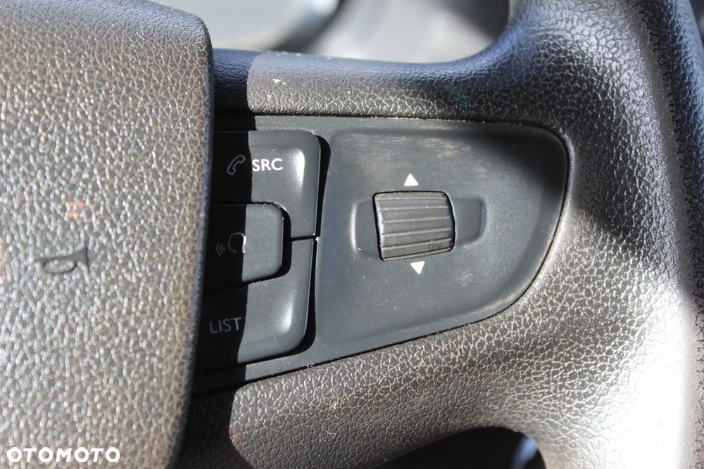 Opel Vivaro - 22
