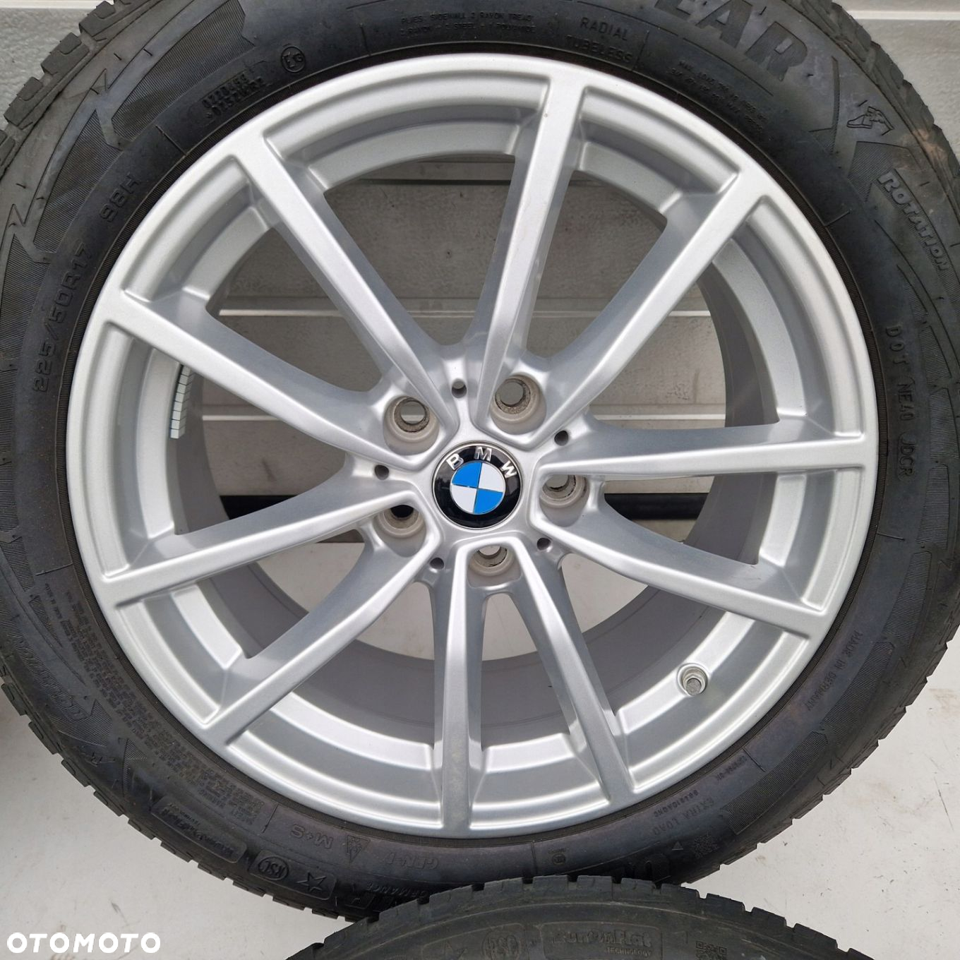 BMW G20 G21 G22 G23 5X112 225/50R17 ET30 - 9