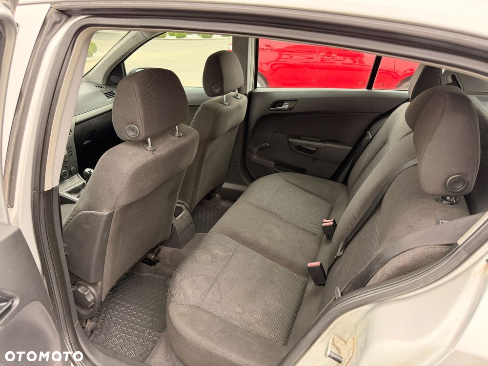 Opel Astra - 8