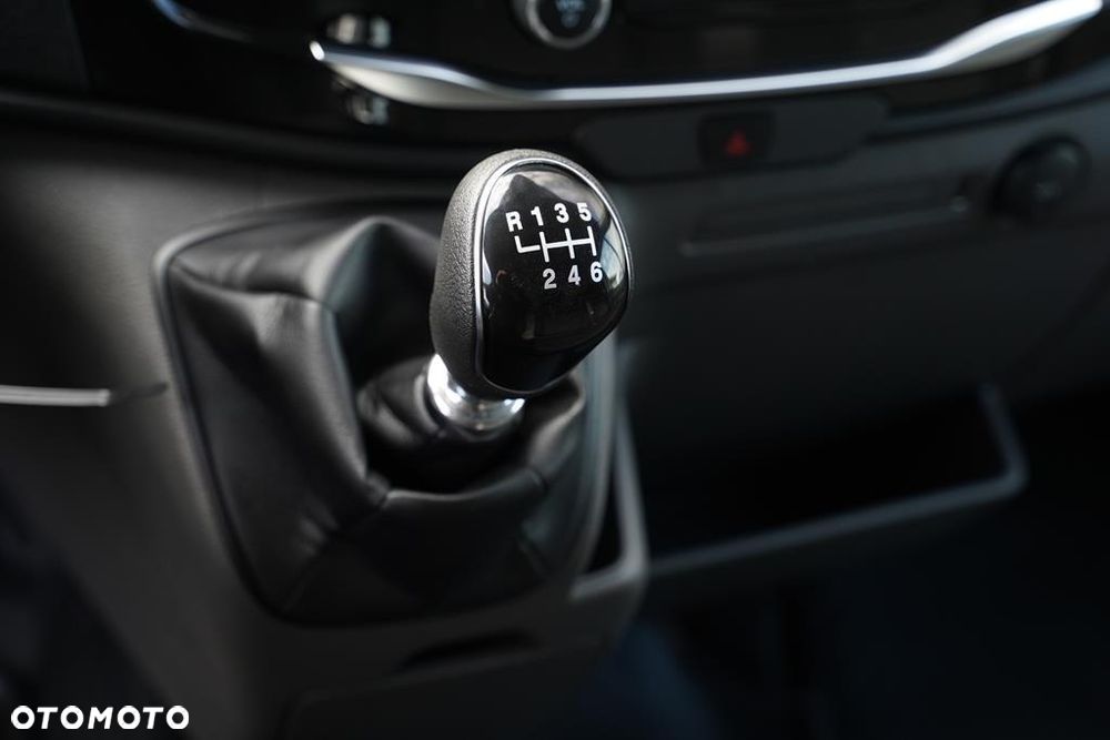 Ford Transit 350 L3H2 Trend - 18