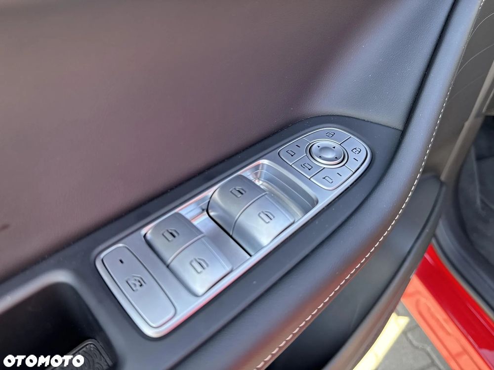 Omoda 5 1.5 T-GDI Hybrid Premium DHT - 17