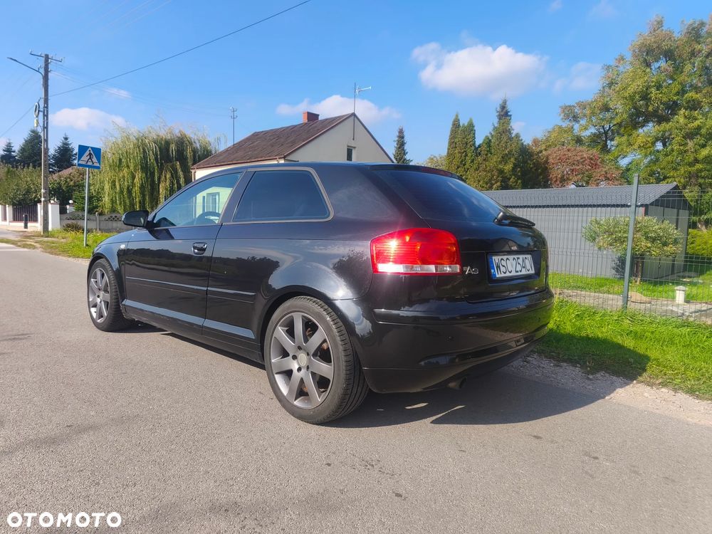 Audi A3 3-drzwiowe 1.6 Ambition - 13