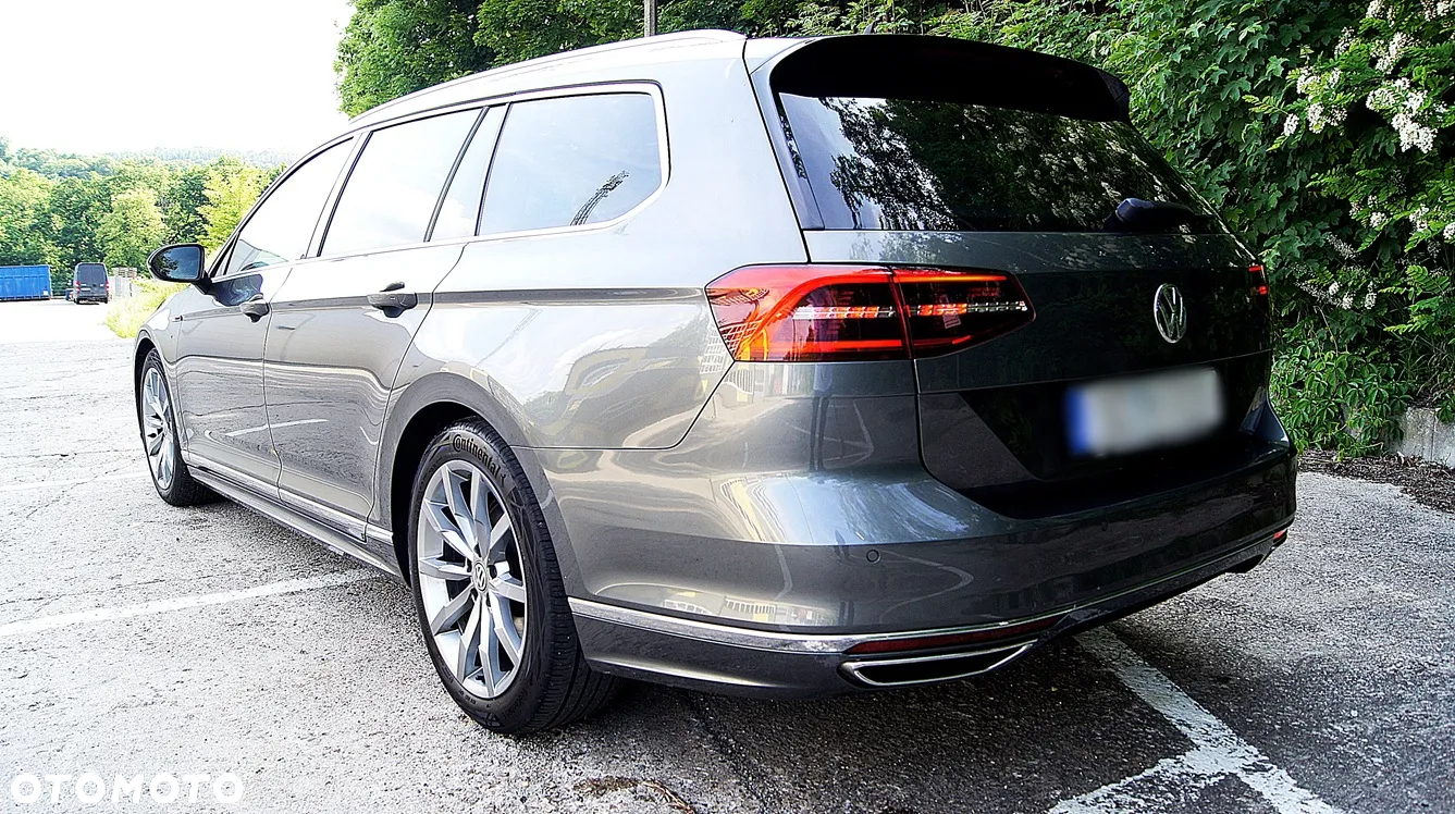 Volkswagen Passat - 15