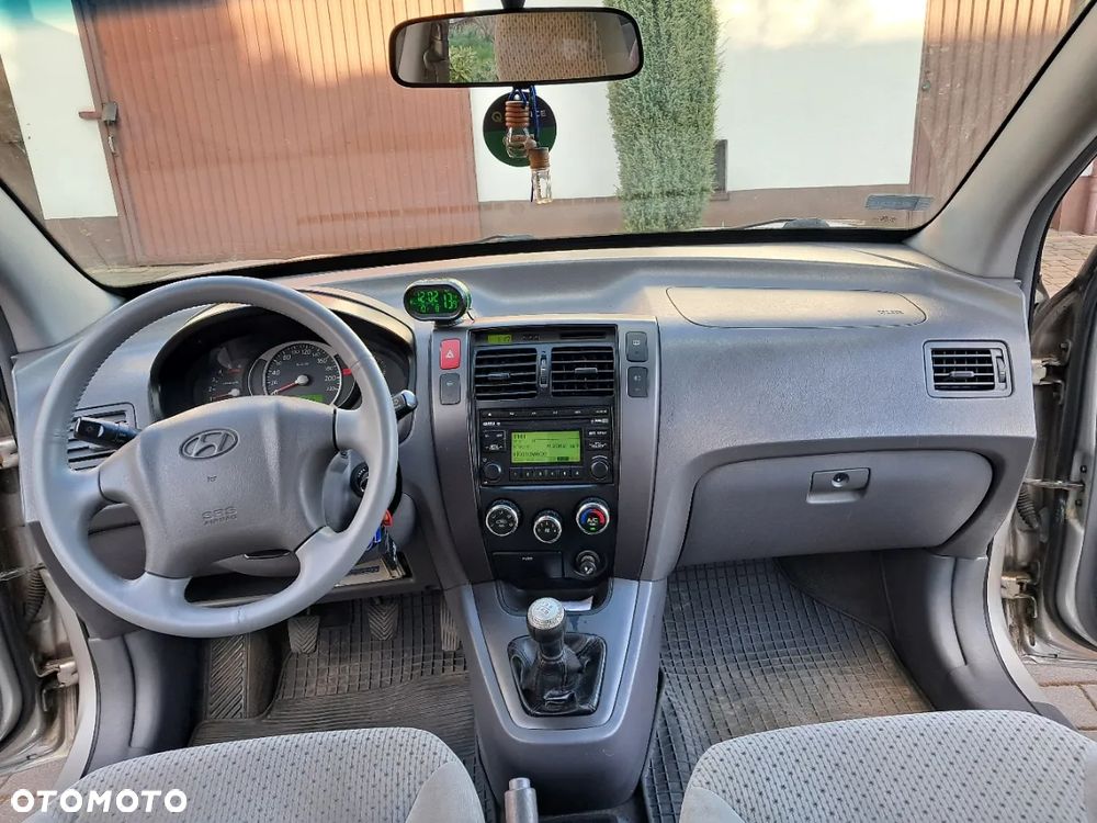 Hyundai Tucson 2.0 CRDi Active - 8