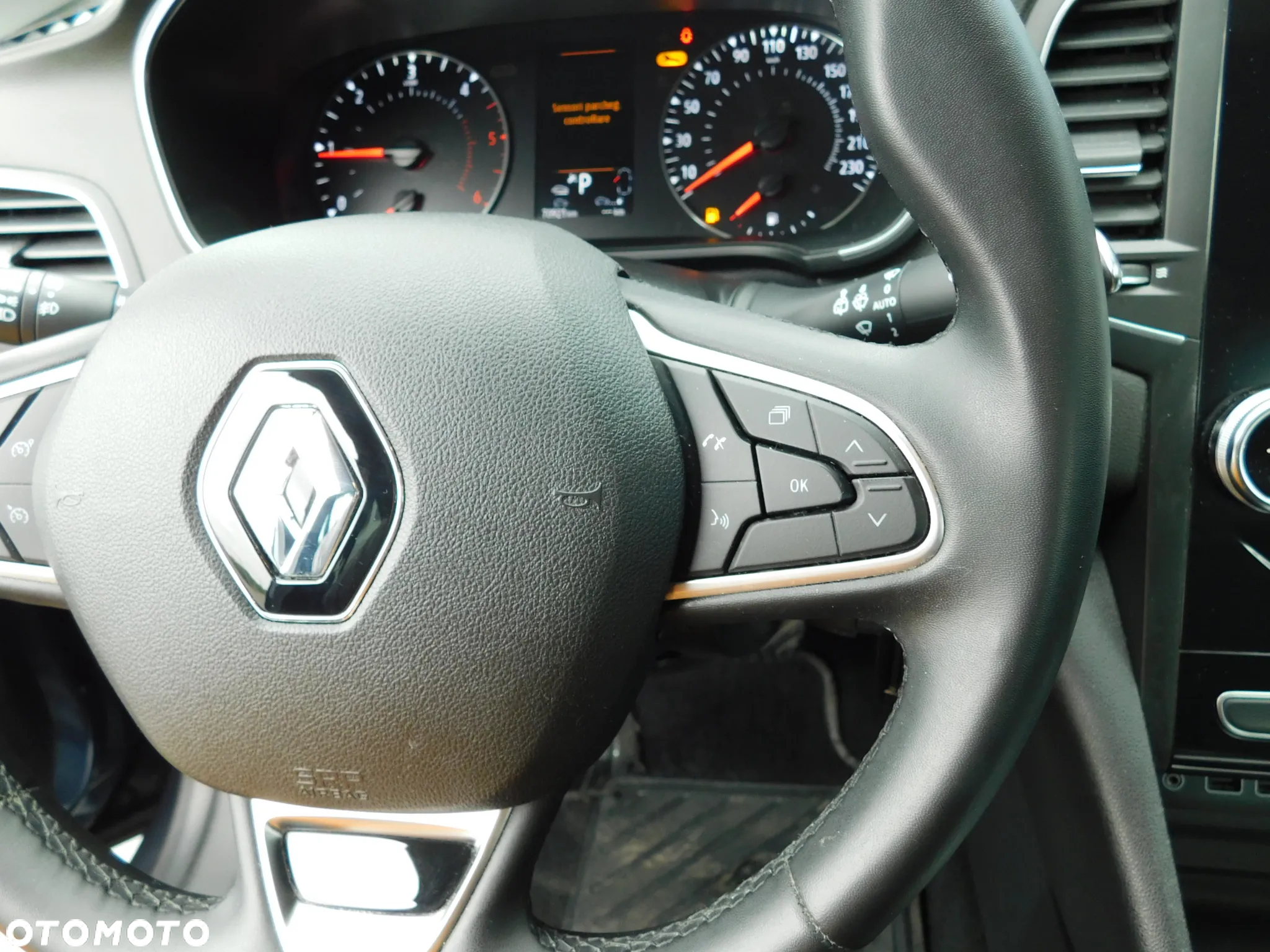 Renault Megane BLUE dCi 115 EDC INTENS - 14