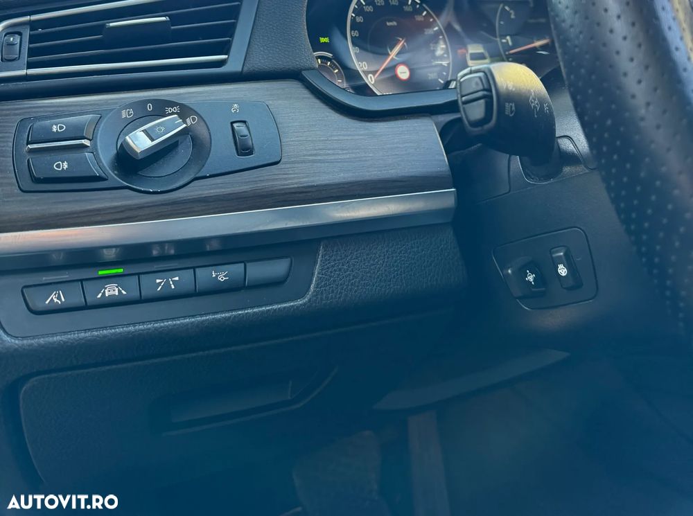 BMW Seria 7 740d xDrive - 21