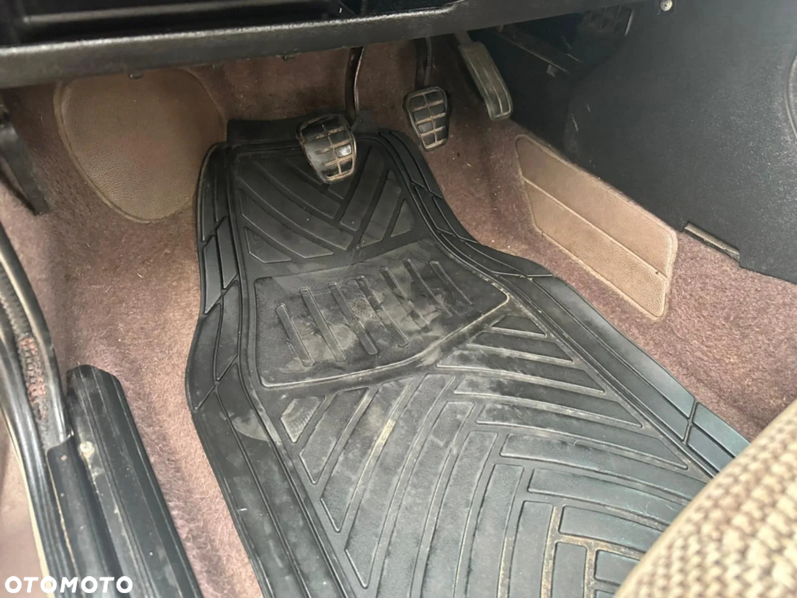 Volkswagen Golf - 14