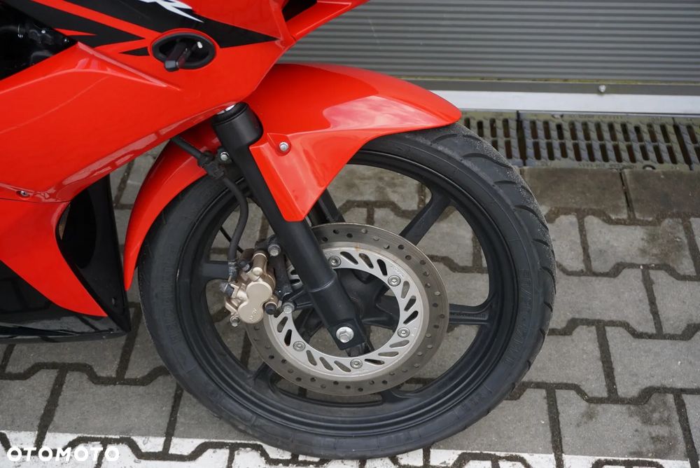 Honda CBR - 8