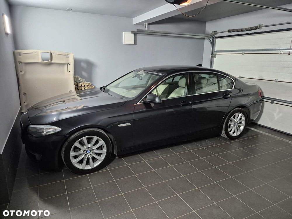 BMW Seria 5 520d - 15