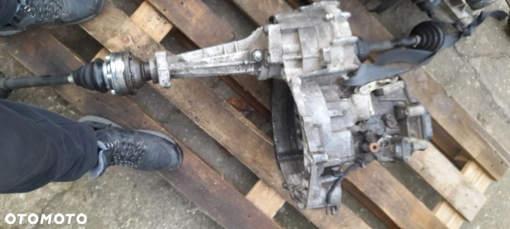 VW T4 2.4 D skrzynia biegów CRN - 6