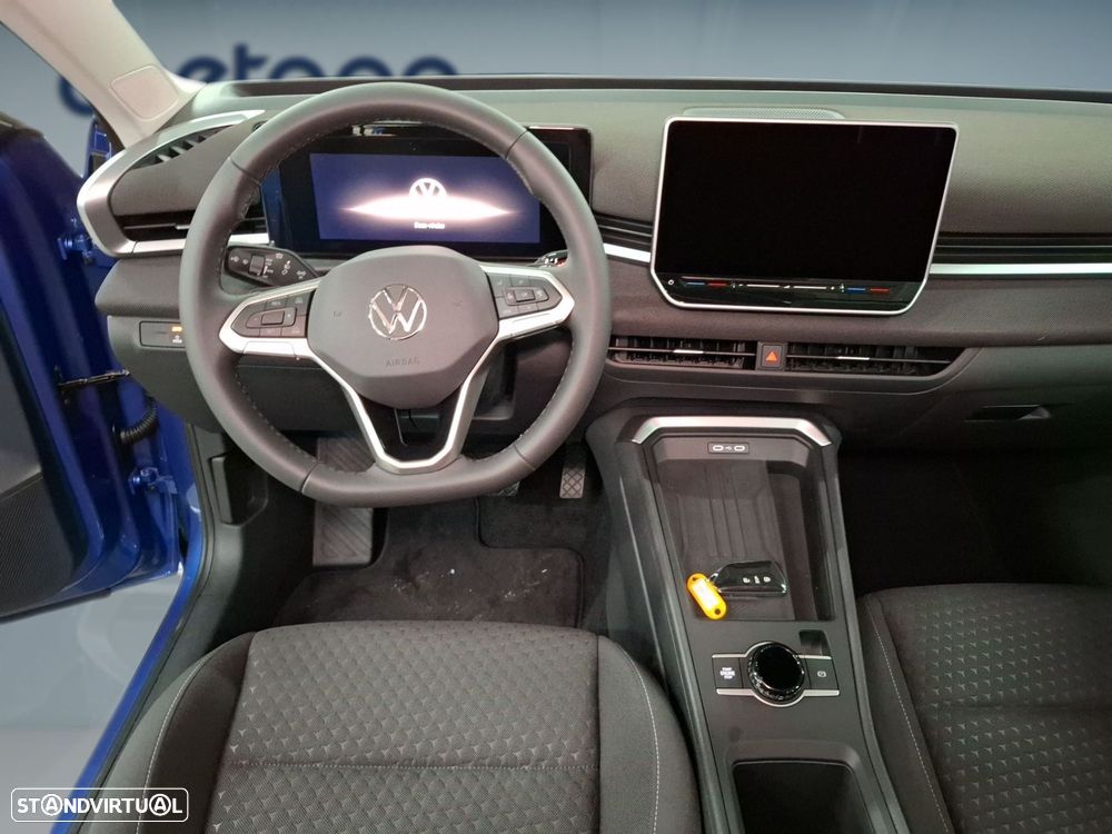 VW T-Roc 1.5 eTSI Trend DSG - 13