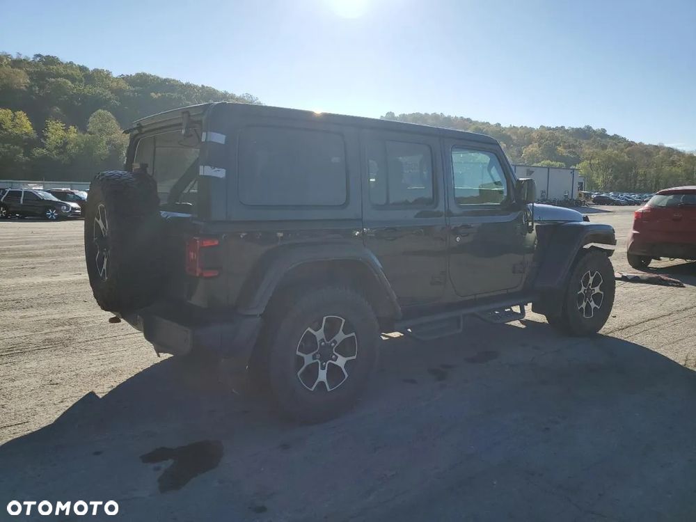 Jeep Wrangler - 5