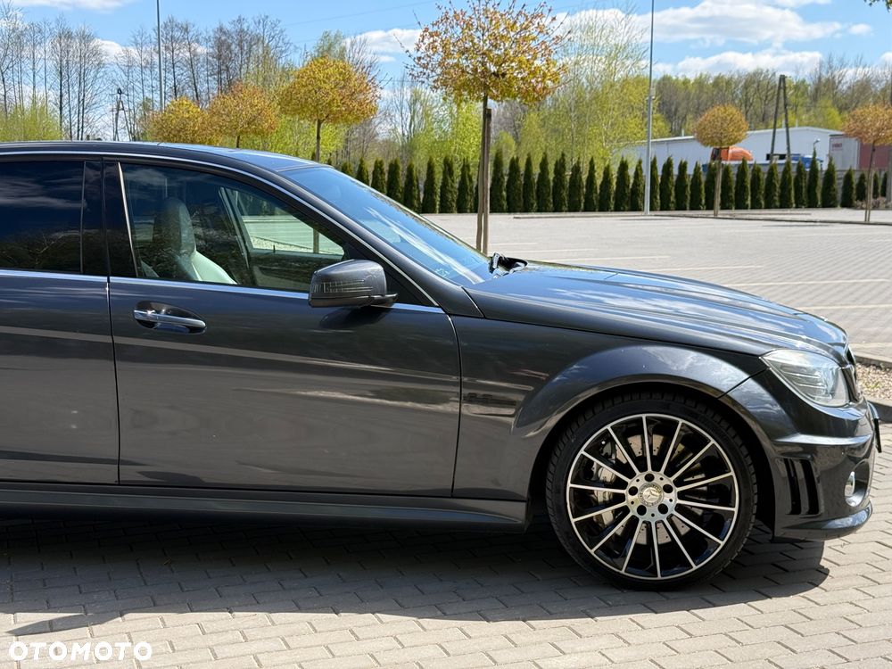 Mercedes-Benz Klasa C 63 AMG 7G-TRONIC SPORT EDITION - 14