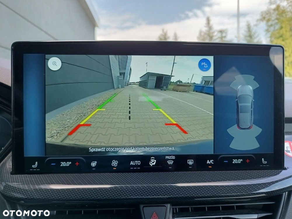 Ford Focus 1.0 EcoBoost ST-Line X - 28