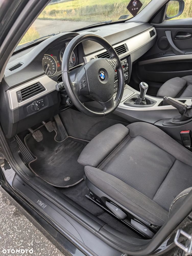 BMW Seria 3 - 10