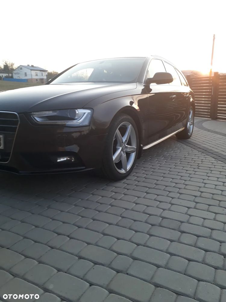 Audi A4 Avant - 10