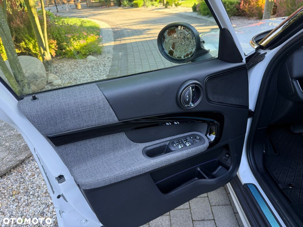 MINI Countryman Cooper Classic Trim - 18